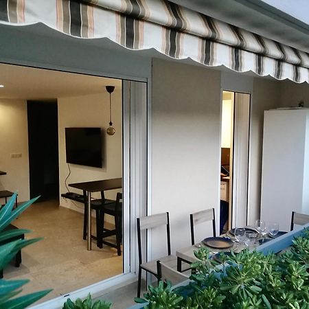 Grand Studio Standing Avec Terrasse Et Parking Sainte-Maxime Eksteriør bilde